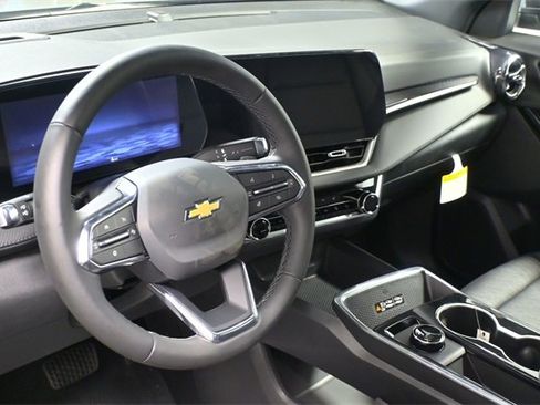 New 2026 Chevrolet Equinox LT w/ Convenience Package II image 15