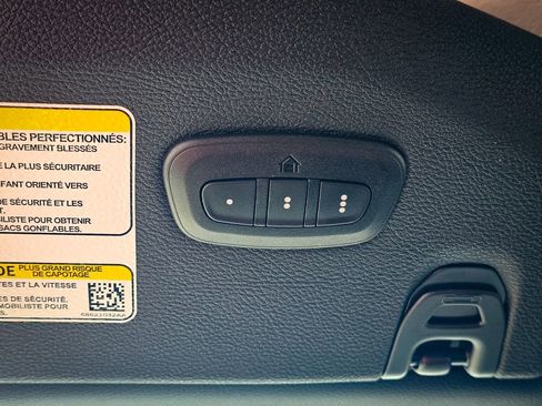 Certified 2025 Jeep Wrangler Sport S image 26