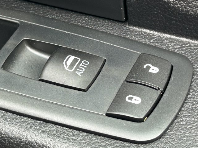 Used 2016 RAM 2500 Tradesman w/ Popular Equipment Group AWD/4WD image 33