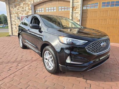 Used 2024 Ford Edge SEL w/ Convenience Package
