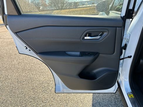 New 2026 Nissan Rogue SV image 22