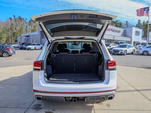New 2026 Volkswagen Atlas Peak Edition image 18