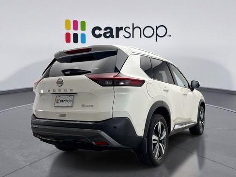 Used 2023 Nissan Rogue SL w/ SL Premium Package image 5