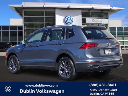 Certified 2022 Volkswagen Tiguan SE FWD image 6