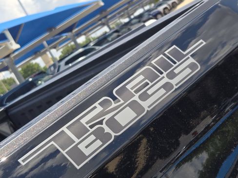 Used 2024 Chevrolet Silverado 1500 Custom Trail Boss w/ Turbomax Blackout Package AWD/4WD image 32