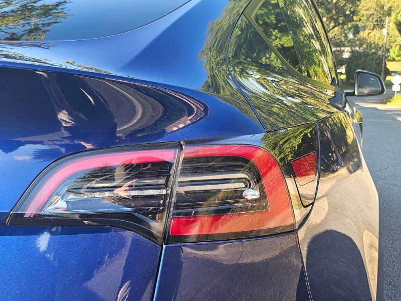 Used 2023 Tesla Model Y Long Range AWD/4WD image 30