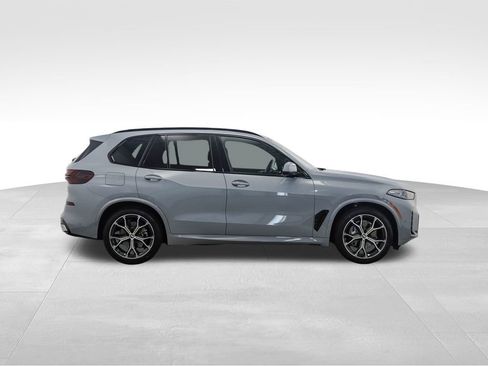 Used 2026 BMW X5 xDrive40i w/ M Sport Package image 6