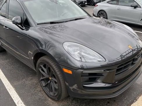 Used 2024 Porsche Macan GTS image 2