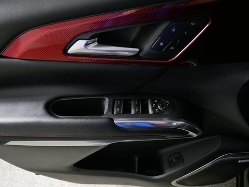 Used 2025 Chevrolet Traverse RS w/ LPO, Floor Liner Package image 19