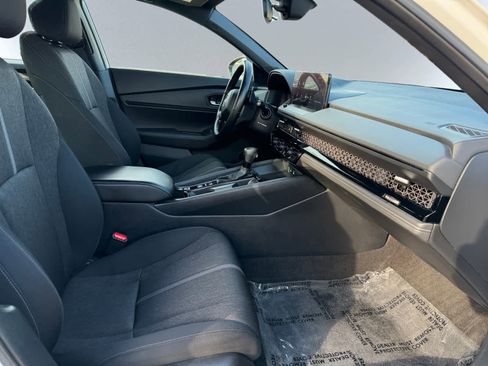 Used 2024 Honda Accord Sport image 20