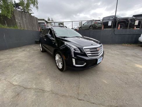 Used 2018 Cadillac XT5 Premium Luxury AWD/4WD image 8