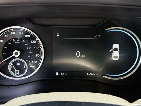 Used 2022 Genesis G70 3.3T RWD image 19