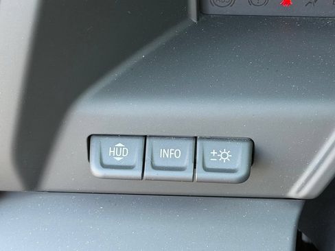 Used 2025 GMC Sierra 2500 AT4X AWD/4WD image 40