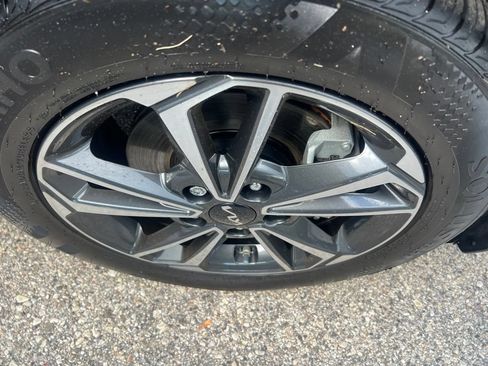 Certified 2023 Kia Forte LXS FWD image 32