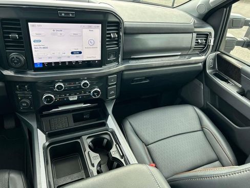 Used 2025 Ford F350 Lariat w/ Lariat Ultimate Package image 16