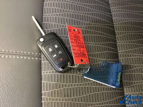 Used 2016 Chevrolet Impala LT FWD image 51