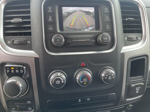 Used 2023 RAM 1500 Classic SLT AWD/4WD image 23
