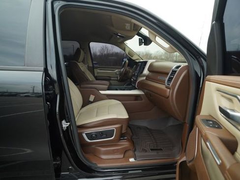 Used 2019 RAM 1500 Laramie image 16