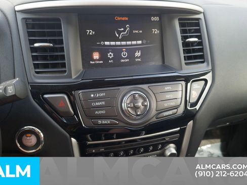 Used 2020 Nissan Pathfinder S image 8