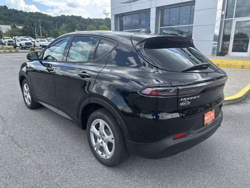 New 2025 Dodge Hornet GT w/ Cold Weather Group image 9