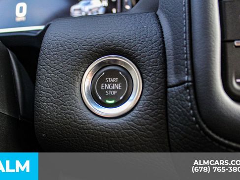 Used 2024 GMC Yukon Denali image 31