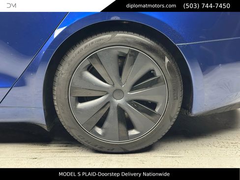 Used 2021 Tesla Model S Plaid image 34