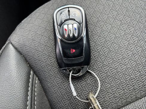 Used 2025 Buick Encore GX Preferred image 23