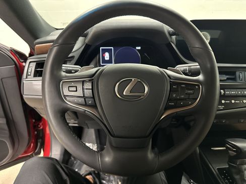 Used 2023 Lexus ES 350 w/ Premium Package image 18