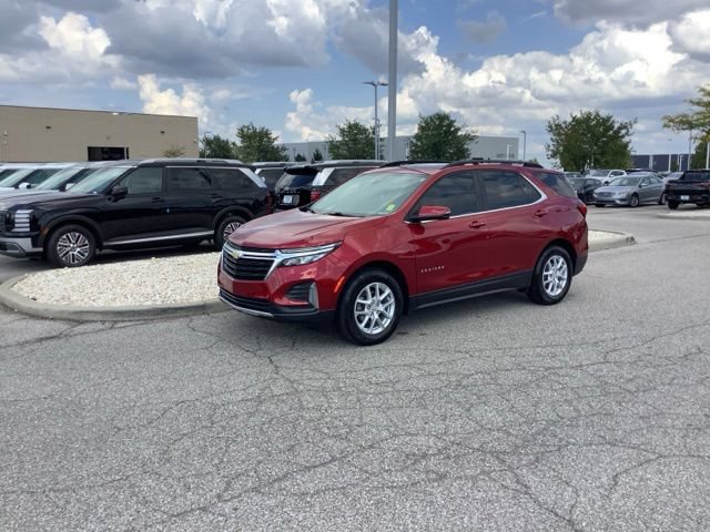 Used 2024 Chevrolet Equinox LT FWD image 1