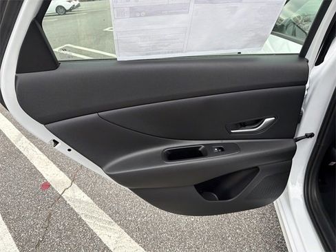 New 2026 Hyundai Elantra Blue image 21