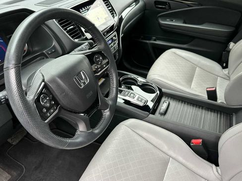 Used 2023 Honda Passport Elite image 4