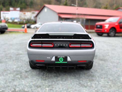 Used 2018 Dodge Challenger R/T Scat Pack image 6