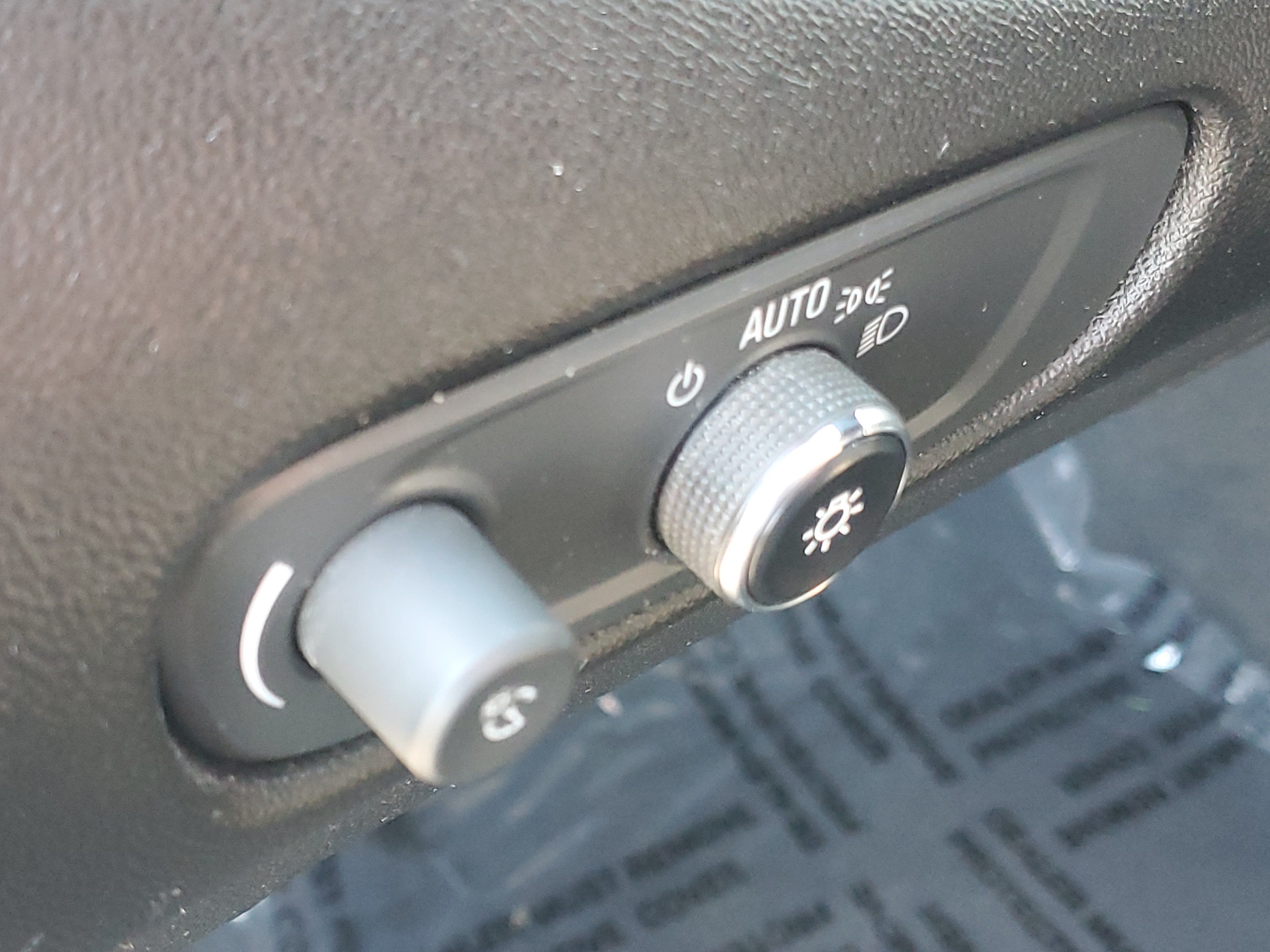 Used 2023 Chevrolet Malibu LT FWD image 20