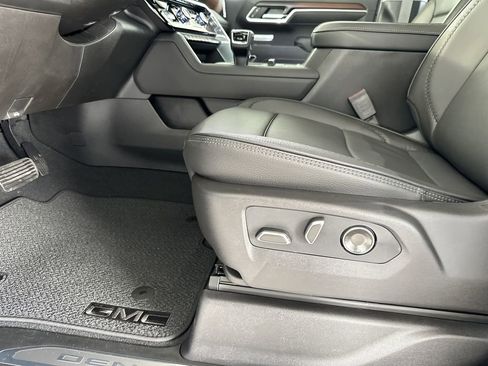 New 2026 GMC Sierra 1500 Denali w/ Technology Package image 15