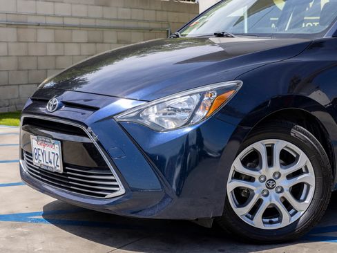 Used 2018 Toyota Yaris iA FWD image 6