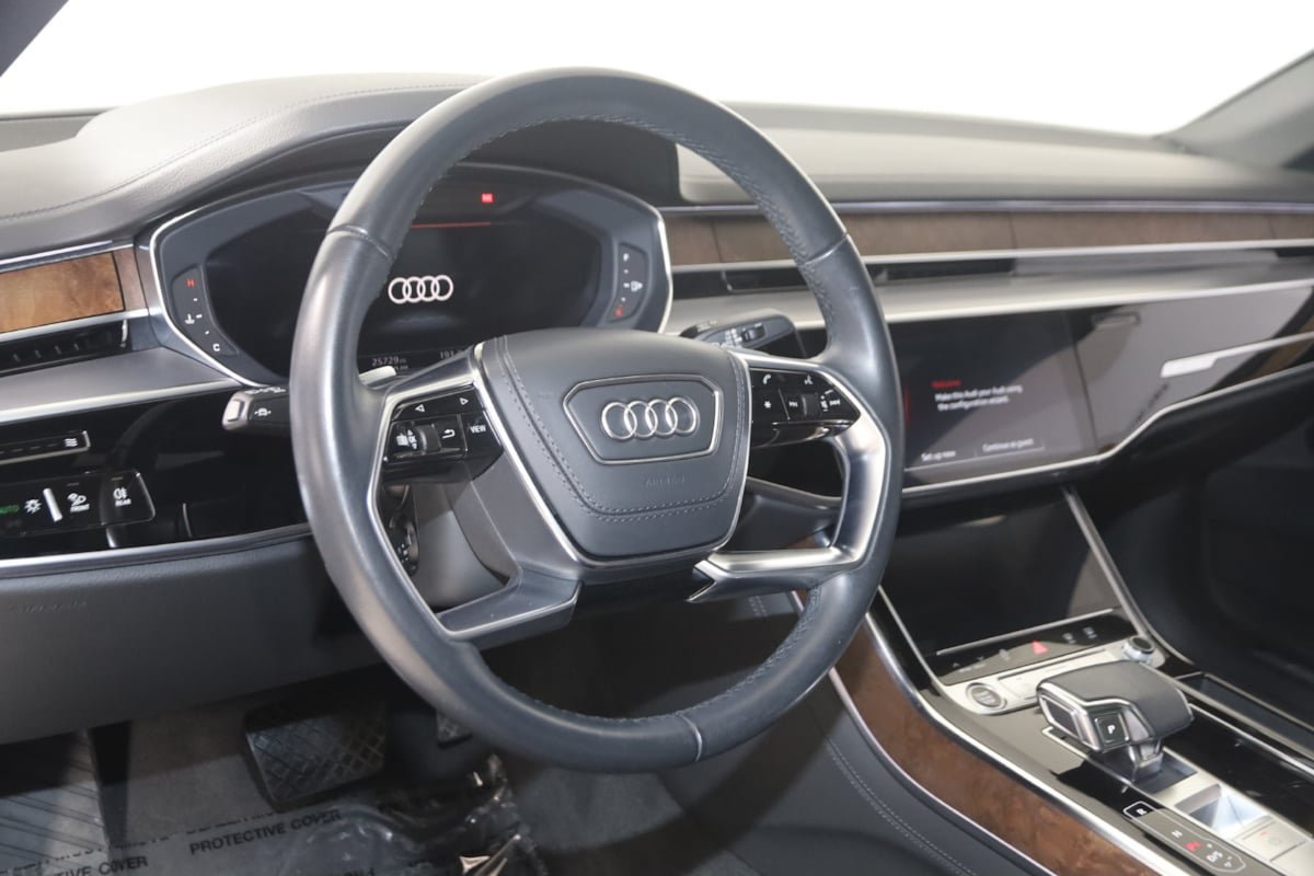 Used 2023 Audi A8 L 3.0T AWD/4WD image 6