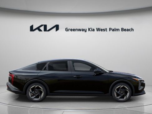 New 2026 Kia K4 EX FWD image 8