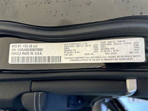 New 2025 Jeep Grand Cherokee L Limited w/ Luxury Tech Group II image 18