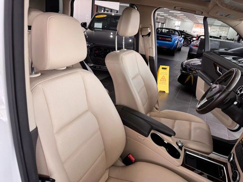 Used 2015 Mercedes-Benz GLK 350 4MATIC image 13