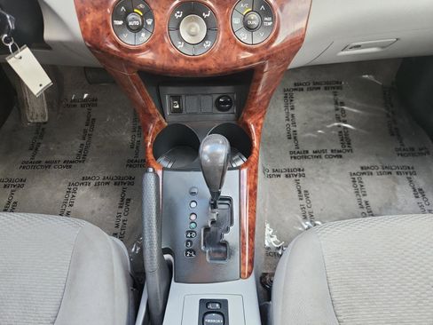 Used 2008 Toyota RAV4 Limited image 15
