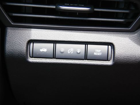 New 2026 Nissan Altima 2.5 SV FWD image 15