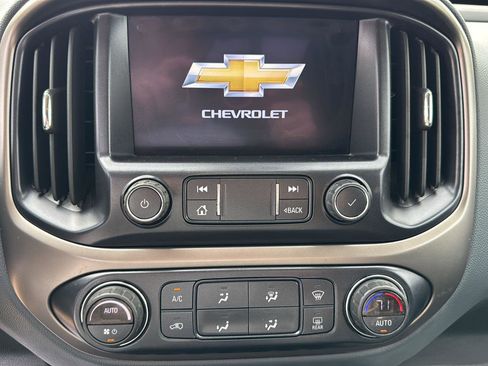 Used 2021 Chevrolet Colorado Z71 w/ Safety Package image 18