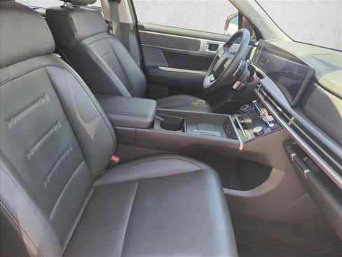 Used 2025 Hyundai Santa Fe Limited FWD image 26