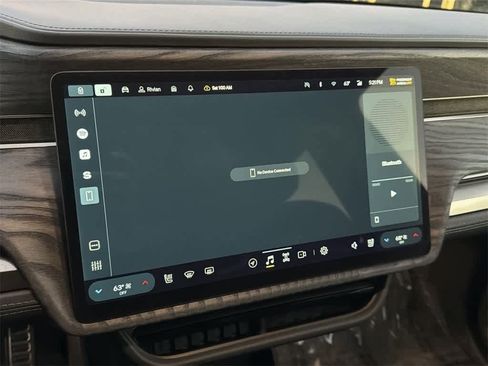 Used 2022 Rivian R1S Launch Edition image 19