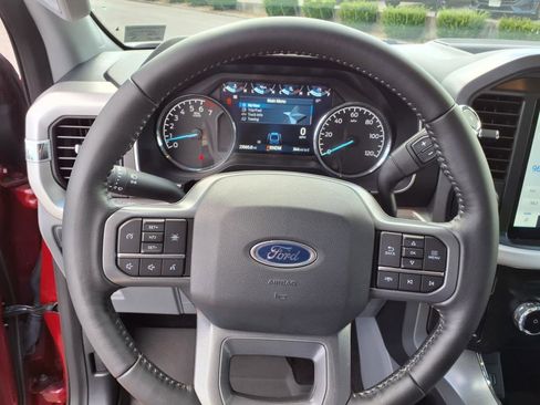 Used 2022 Ford F150 XLT w/ Equipment Group 302A High image 11