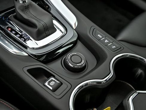 Used 2017 Chevrolet SS image 38