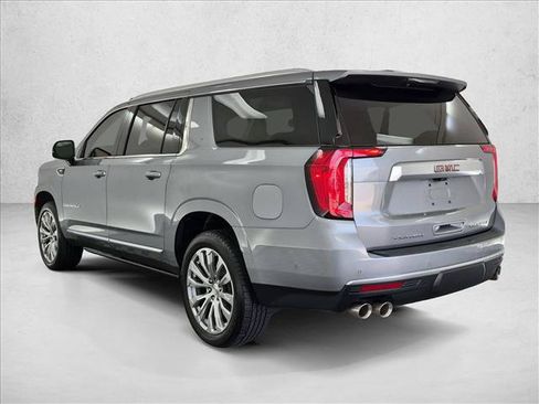 Used 2024 GMC Yukon XL Denali w/ Advanced Technology Package AWD/4WD image 8