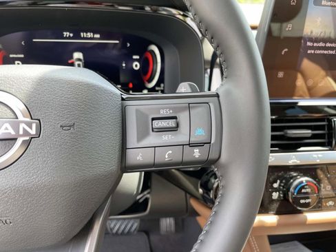 New 2026 Nissan Pathfinder Platinum FWD image 28