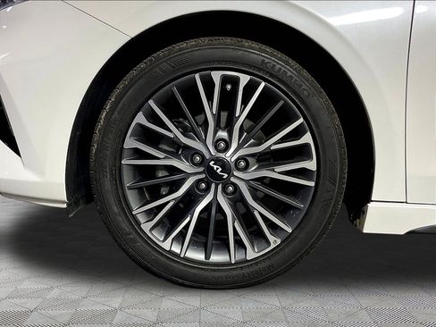 Used 2024 Kia Forte GT-Line w/ GT-Line Premium Package FWD image 33