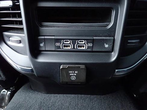 Used 2024 RAM 2500 Laramie w/ Night Edition AWD/4WD image 8